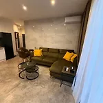 Smart Lux 7 Bajzova - Centrum, Ac 2x Apartmán *