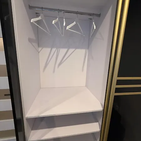Smart Lux 7 Bajzova - Centrum, Ac 2x 아파트 *
